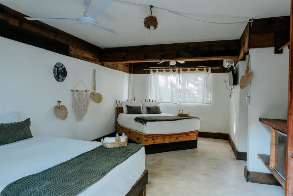 Hospedaje Habitación Deluxe Doble, Hotel Rustiko Vibe, Tulum Quintana Roo