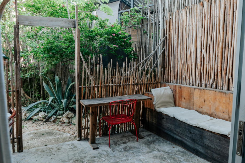 Hospedaje Habitación Deluxe Doble, Hotel Rustiko Vibe, Tulum Quintana Roo